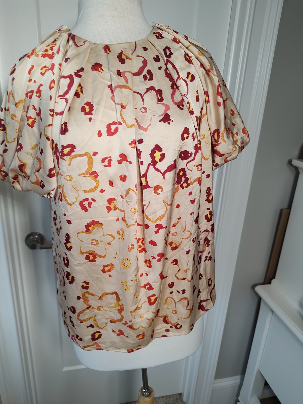 entro Cream Floral Short Sleeve Blouse with Red & Mustard Print Work Fall Girly
